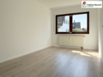 Teilansicht Schlafzimmer - Terrassenwohnung mit Gartenanteil – renoviert & sofort bezugsfrei