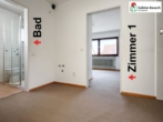 Blick vom Treppenhaus in die ELW - NEU – Haus, Garage, ELW und toller Garten