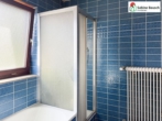 ...und Dusche - NEU – Haus, Garage, ELW und toller Garten