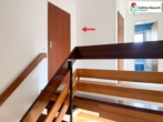 Links die Verbindungstür zur Einliegerwohnung - NEU – Haus, Garage, ELW und toller Garten