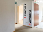Rechts befindet sich Zimmer 3 - NEU – Haus, Garage, ELW und toller Garten