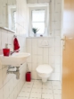 Separate Tageslichttoilette - Wohn- und Geschäftshaus in Rudersberg - Lindental