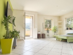 Links die Loggia - Wohn- und Geschäftshaus in Rudersberg - Lindental