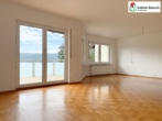 Wohnbereich mit Zugang zu Balkon 1 - 7-Zimmer – Erstbezug nach Sanierung