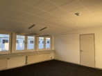 Blick nach rechts - Modernes Büro mit 28 m²