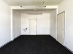 Links die Büromöglichkeit - **26 m² großes Büro in Schorndorf**
