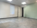 Blick ins Büro - Helles Büro an der Hauptstraße