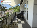 Blick auf den Balkon, rechts der Zugang zum Wohnzi - Angekommen!