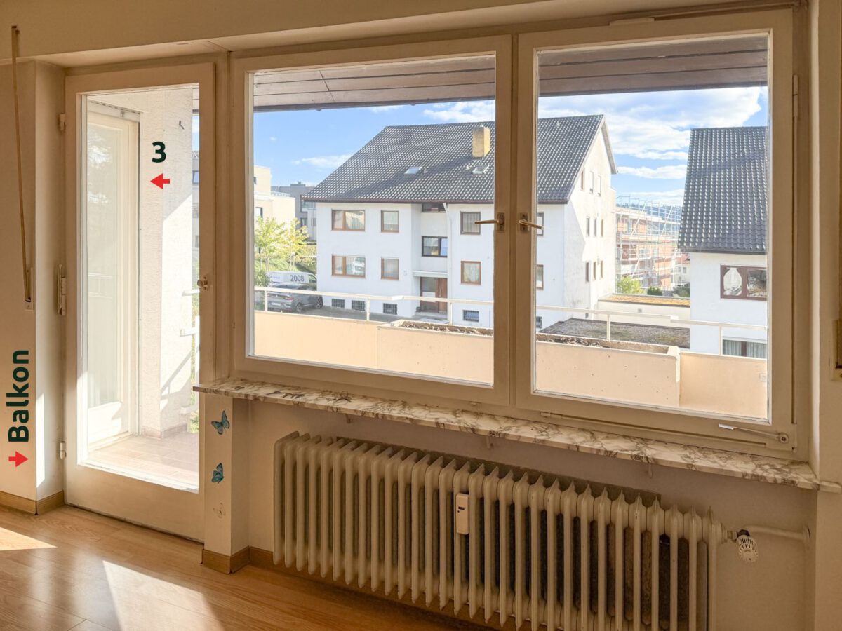 Blick zum Balkon