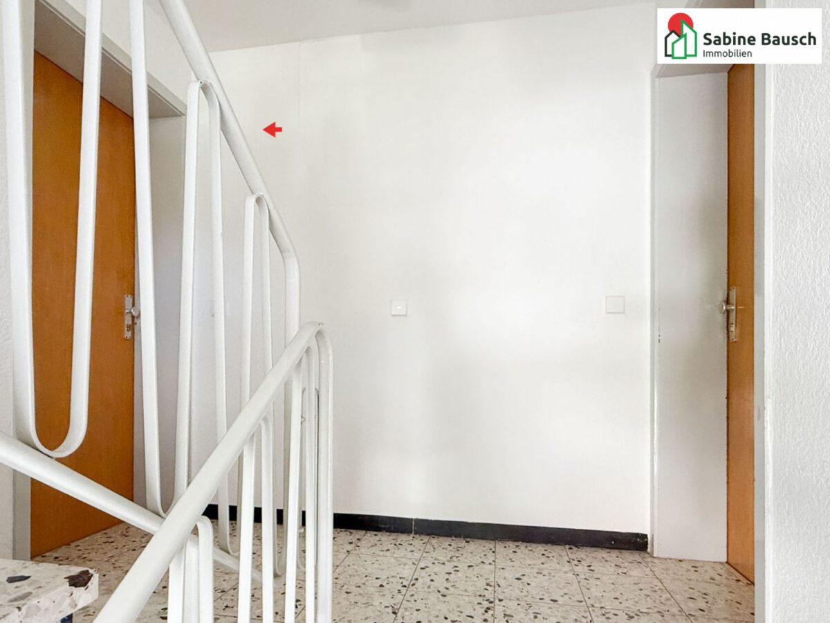 Die Wohnung liegt im 1. OG -links