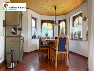 Terrasse, Gartenanteil & 2 Stellplätzen, 73614 Schorndorf, Etagenwohnung