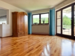 Esszimmer mit Balkonzugang - 126 m² Wohnkomfort im Architektenhaus