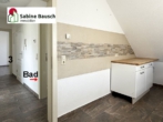 Blick in den Flur - DG-Wohnung mit Fußbodenheizung