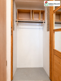 Blick in den Abstellraum/Garderobe