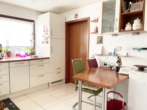 Tür zum Essbereich - 81 m² Wohnfläche, Kamin, 2 Balkone & Garage