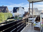 Überdacht mit Lichtanschluss - 81 m² Wohnfläche, Kamin, 2 Balkone & Garage