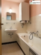 Bad mit Waschbecken, Badewanne und Boiler - Schön wohnen in Spe – tolle Lage!