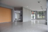 Schorndorf: Büro/Praxis zentral, modern und 158 m² groß - Blick zu Eingang 1