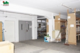 Blick Richtung Lastenaufzug - *130 m² Lagerfläche im Untergeschoss*