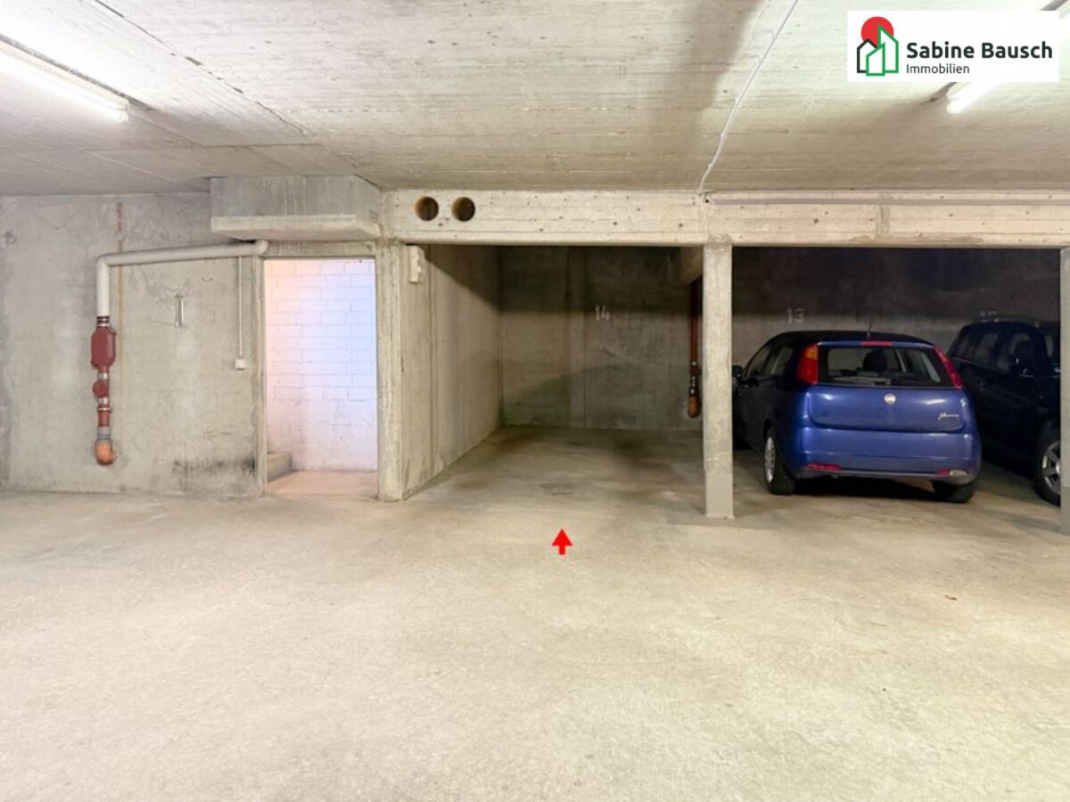 Der Stellplatz 14 gehört zur Wohnung