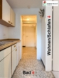 Rechts in das Wohn- und Schlafzimmer - Single Wohnung
