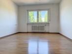 Blick in das Zimmer 2 - Lichtdurchflutet wohnen!