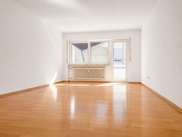 Lichtdurchflutet wohnen!, 73614 Schorndorf, Etagenwohnung