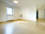 Blick aus Raum 3 - Barrierefrei, zentral, modern mit Aufzug und Stellplätzen