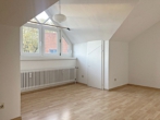 Titelbild - Single-DG-Wohnung mitten in Bad Cannstatt