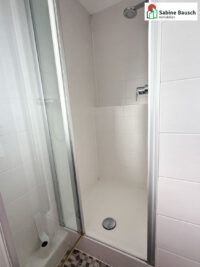 ... mit Dusche